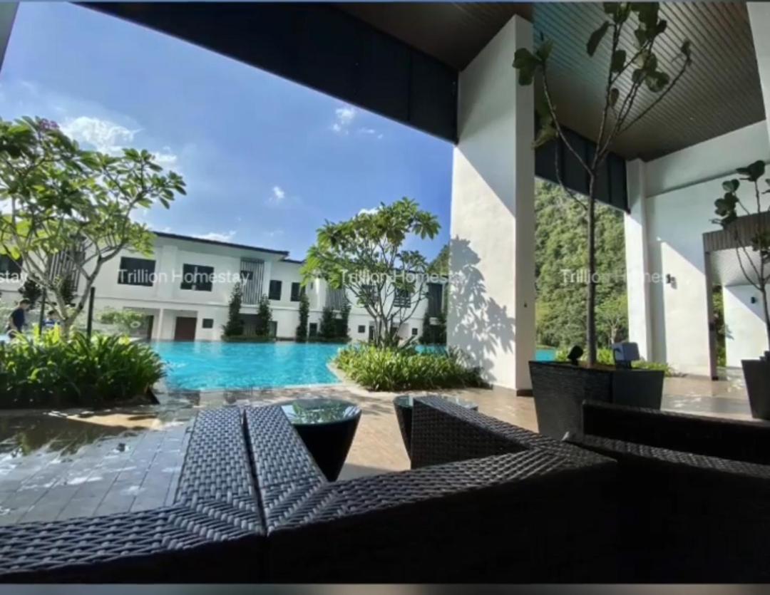 Pangsapuri Hotspring 2 1910 With Theme Park View And Netflix 6 Pax