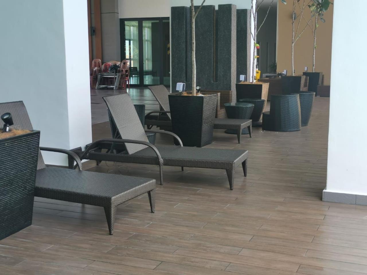 Hotspring 2 1910 With Theme Park View And Netflix 6 Pax Pangsapuri